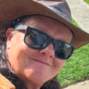 Profile photo of Linda Irvine